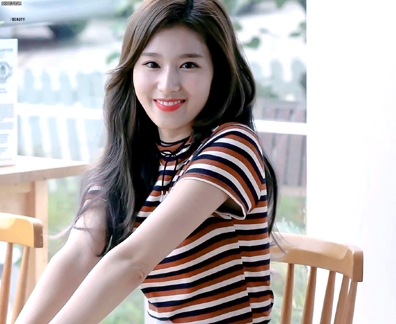 
사나
