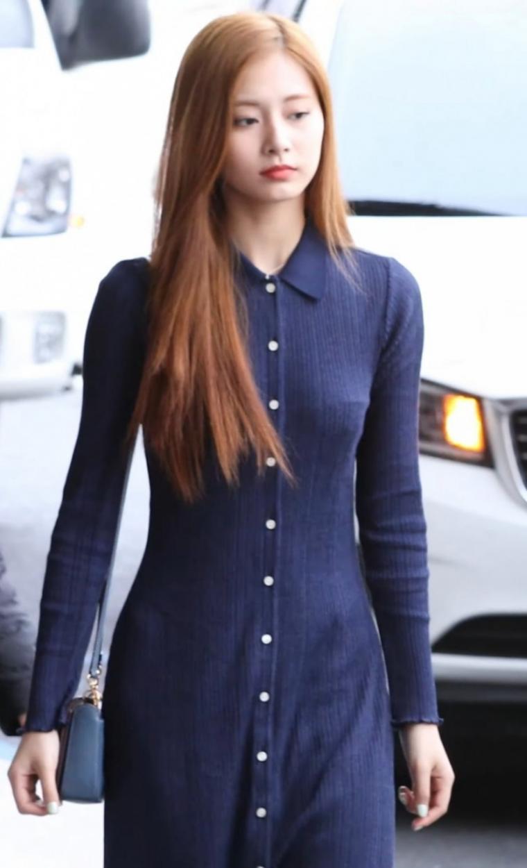 
쯔위
