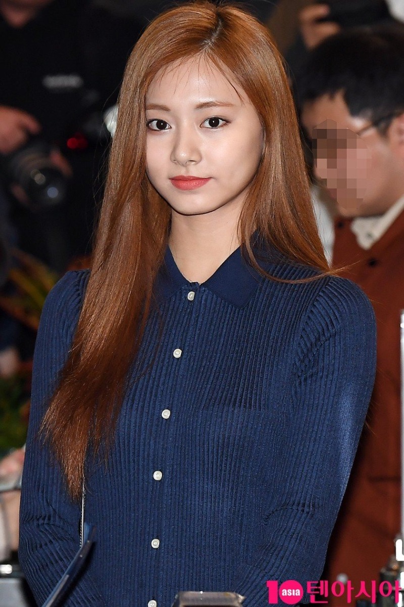 
쯔위
