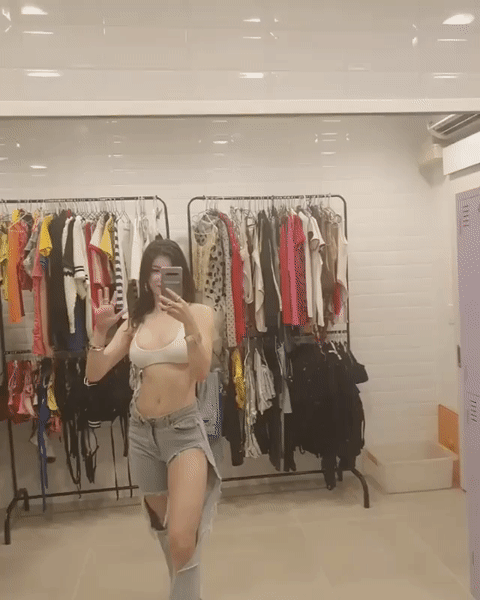 
담배피는 처자
