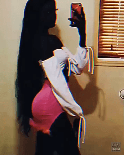 셀카찍는 누나...~