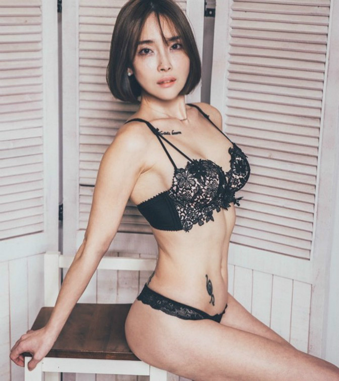 
단독 웹화보 발매한 속옷ceo 최선미
