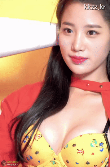 
베리굿 조현 , 속옷 광고
