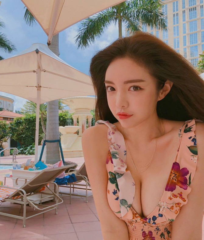 
레이싱걸 김빛나라님
