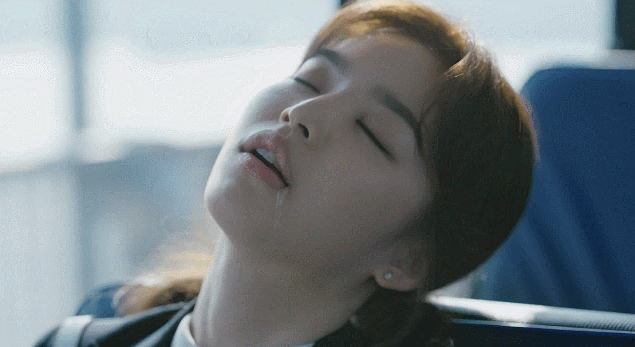 
버스 민폐녀
