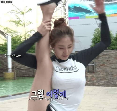
신수지의 유연성.gif
