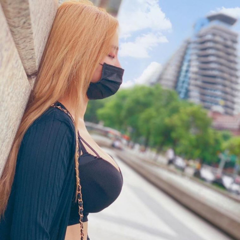 
미용실 처자
