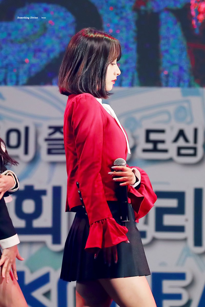 
입체적인 우주소녀 옆얼굴.jpg
