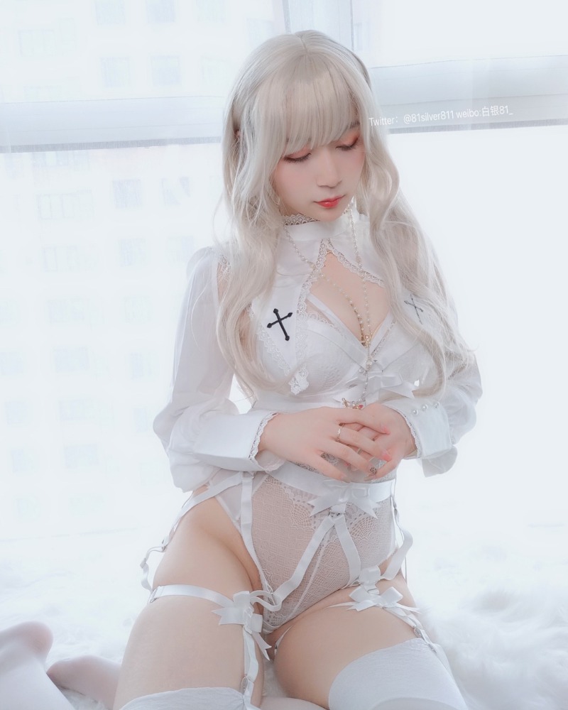 
까만하얀...
