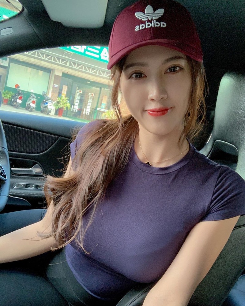 
아래랑 같은 녀
