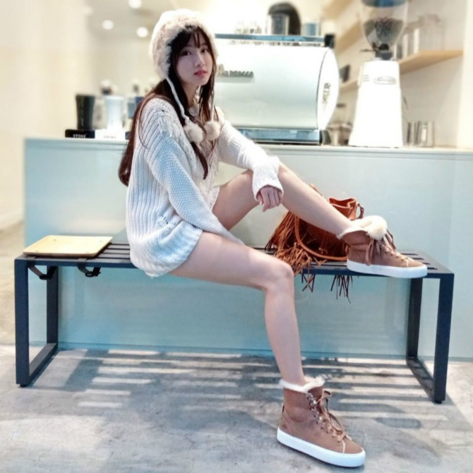 
대만항공 스튜어디스~
