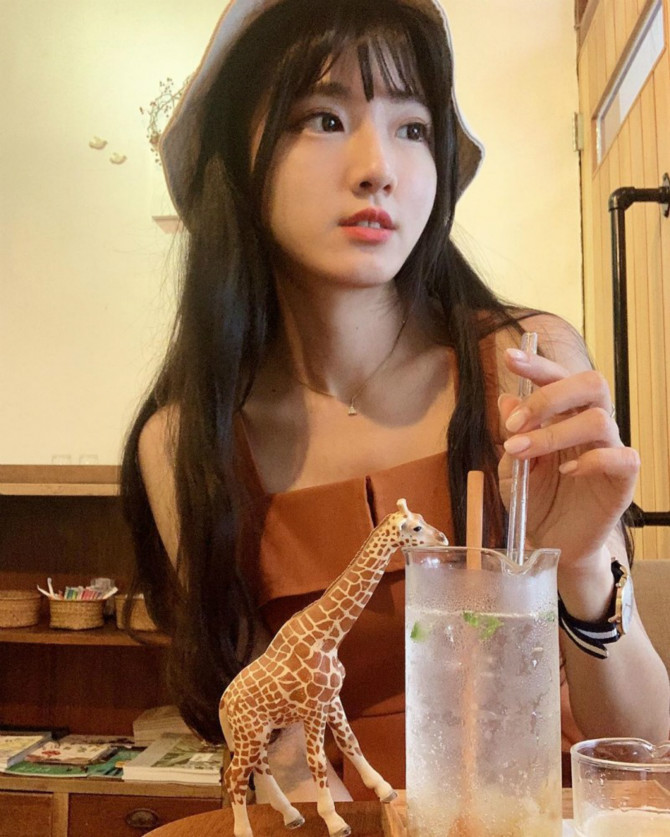 
대만항공 스튜어디스~
