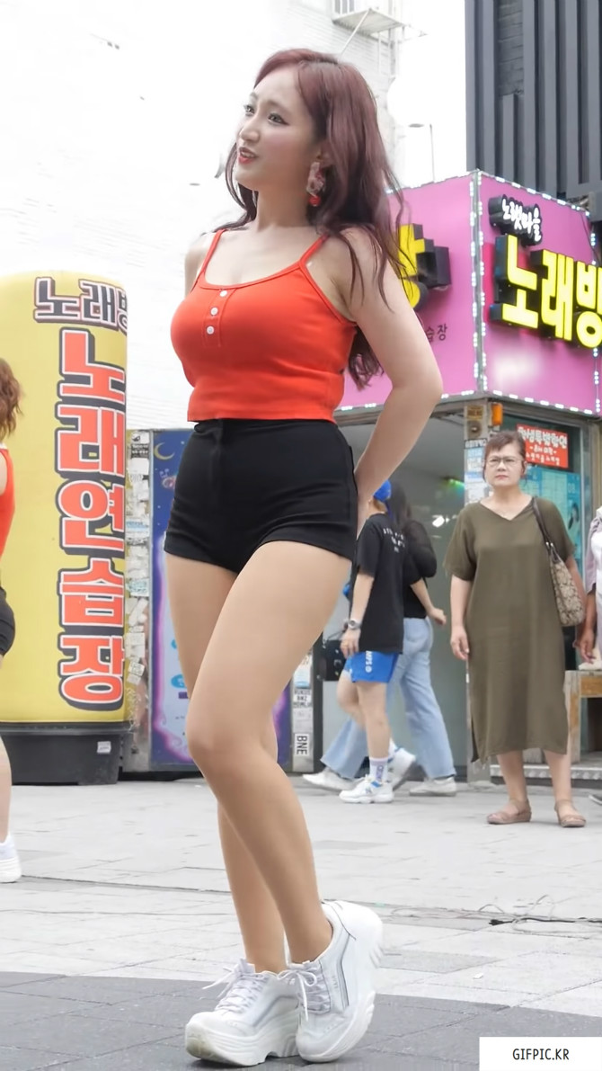 
고화질/해피니스/직캠/댄스/핫팬츠/엉밑살/살스/스타킹

