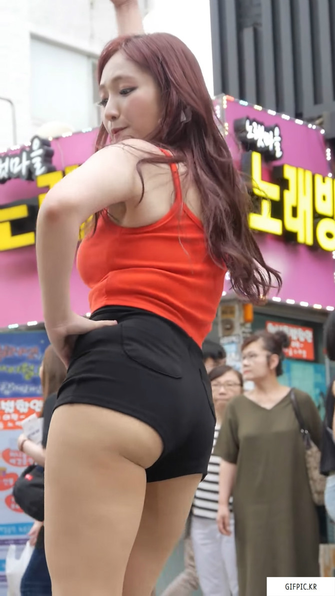 
고화질/해피니스/직캠/댄스/핫팬츠/엉밑살/살스/스타킹
