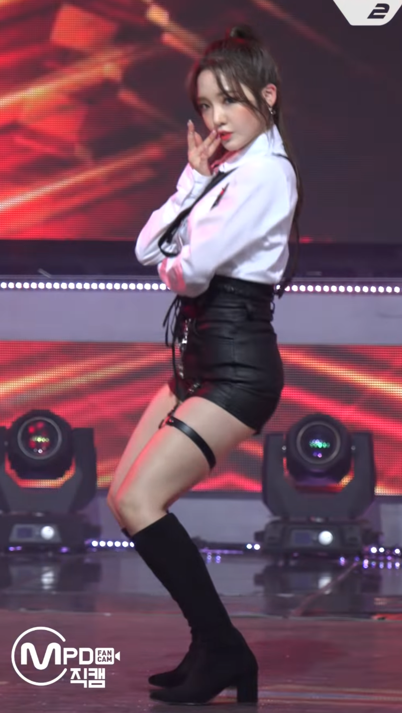 프로미스나인 노지선.jpg