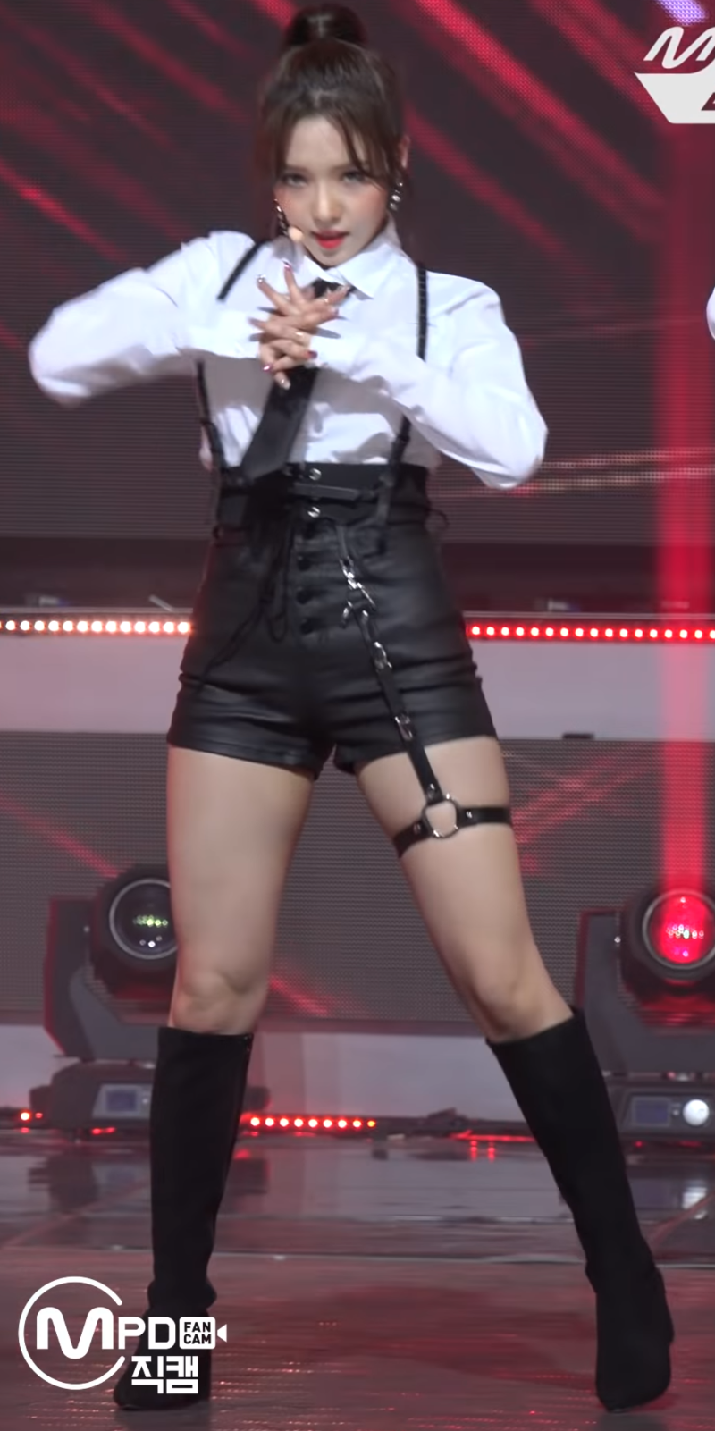 프로미스나인 노지선.jpg