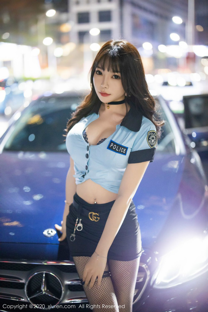 
Police girl 1
