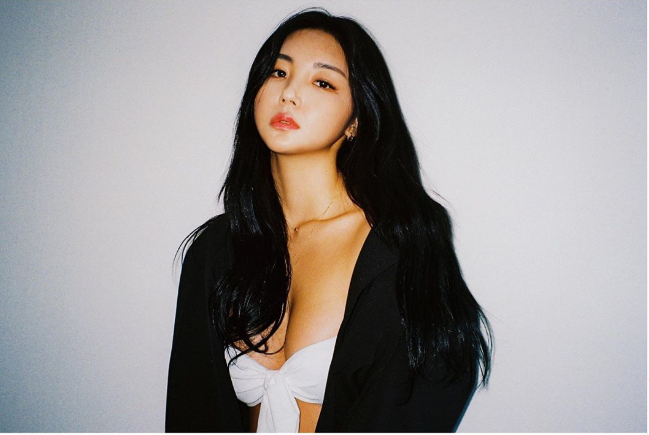 
[ㅇㅎㅂ]눈매가 매력적인 피트니스 선수

