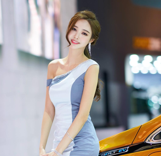 
레이싱모델
