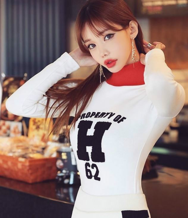 예쁜 레이싱모델 김시후