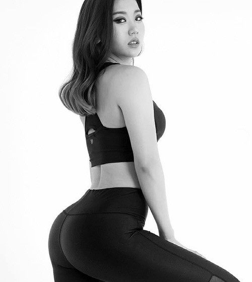 
엉짱모델 승민채
