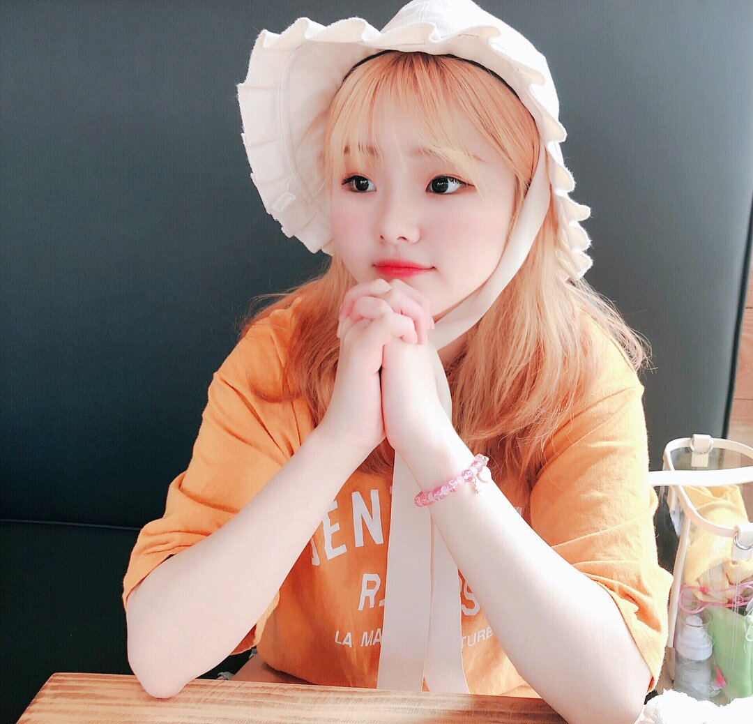 
모델
