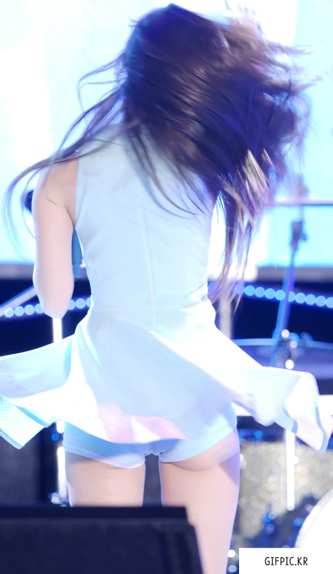 
오마이걸 밀착의상
