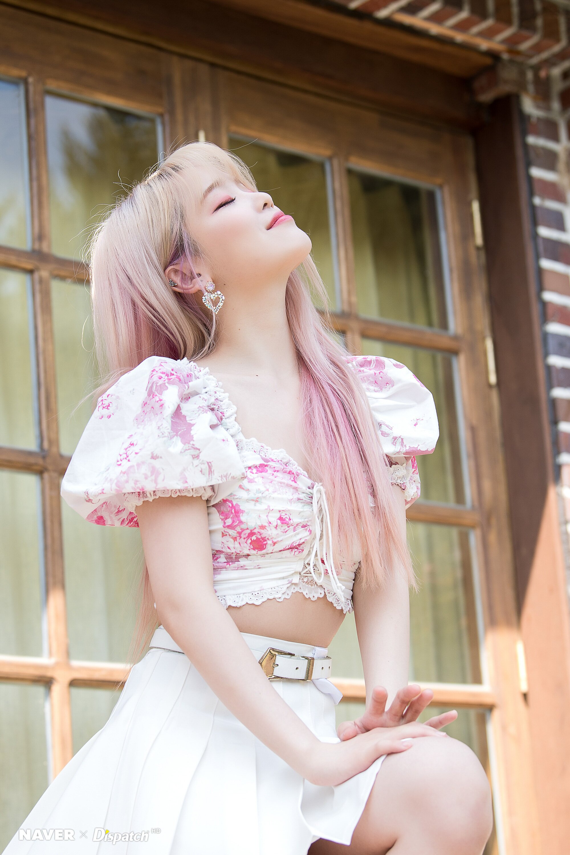 
오마이걸 디스패지 HD 포토30장
