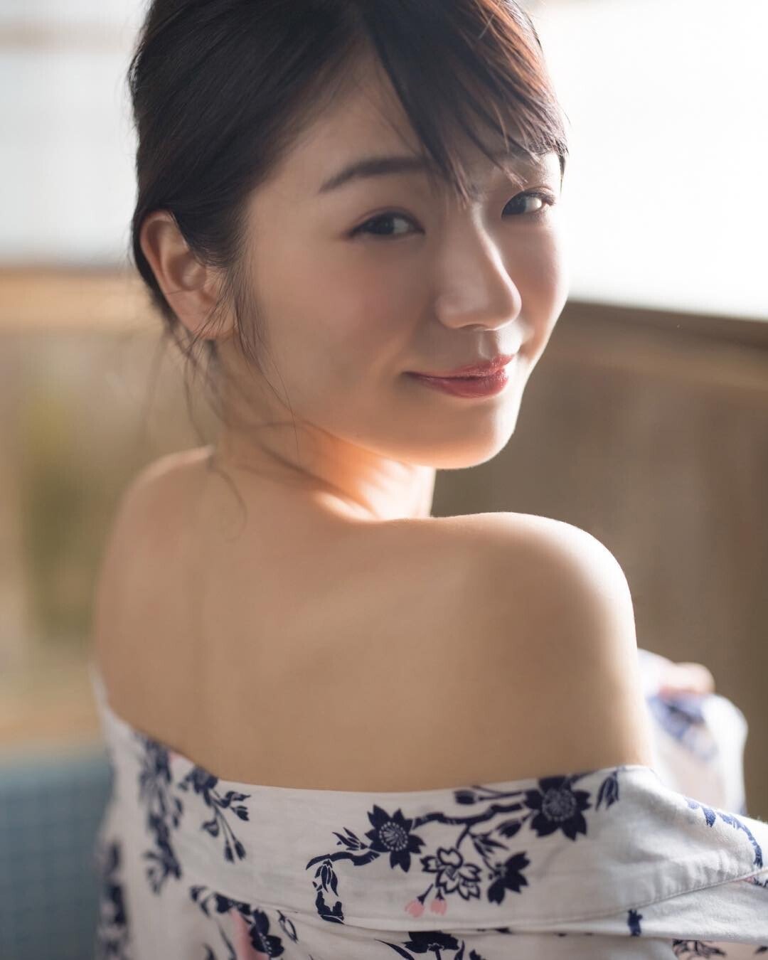 
훌륭한 골반을 가진 일본녀
