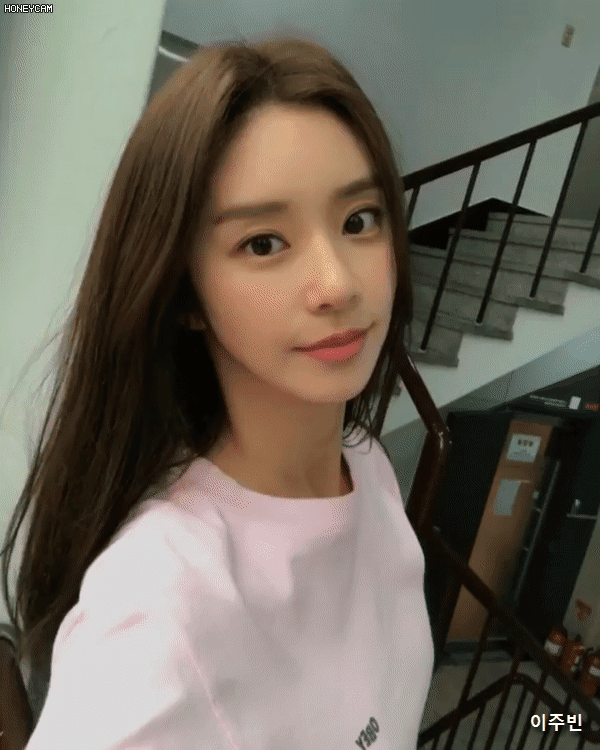 
이주빈
