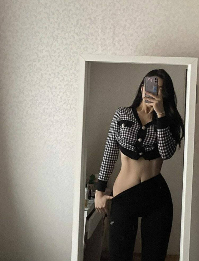 
골반자랑녀
