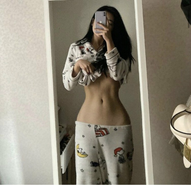 
골반자랑녀
