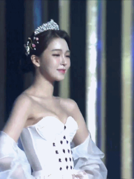 
수영복 심사를 대체한 미스코리아 한복쇼
