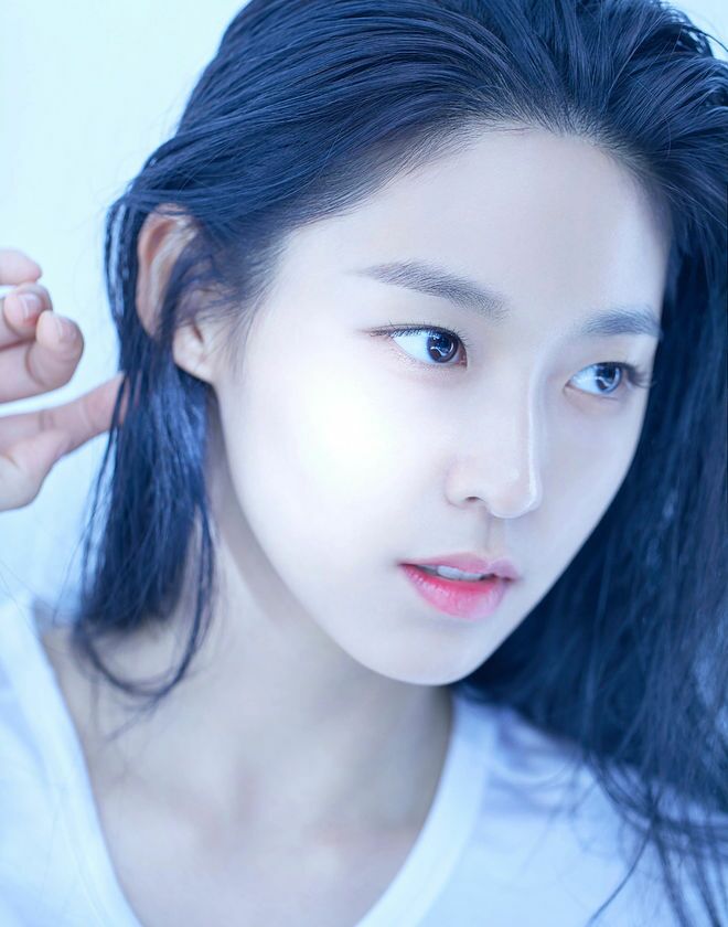 
설현
