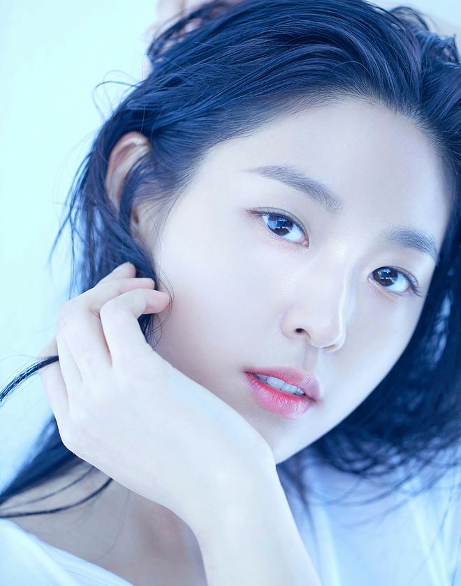 
설현

