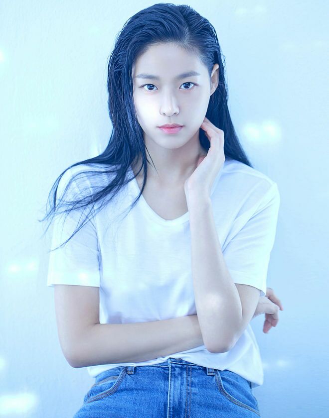 
설현
