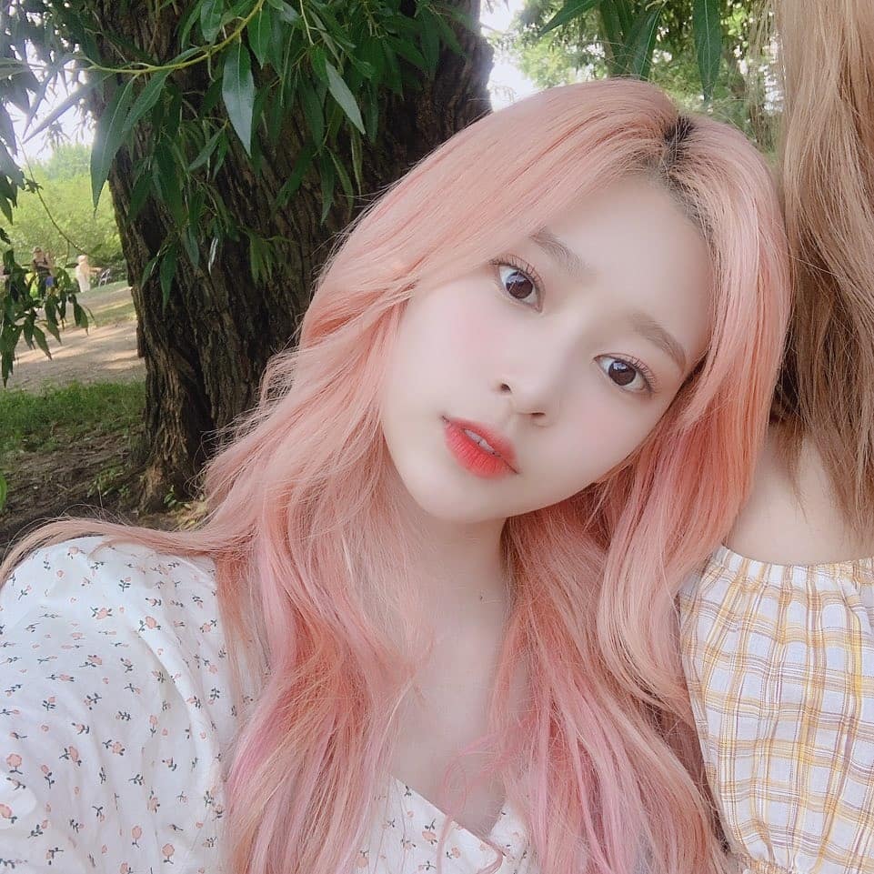 
아이즈원 김민주
