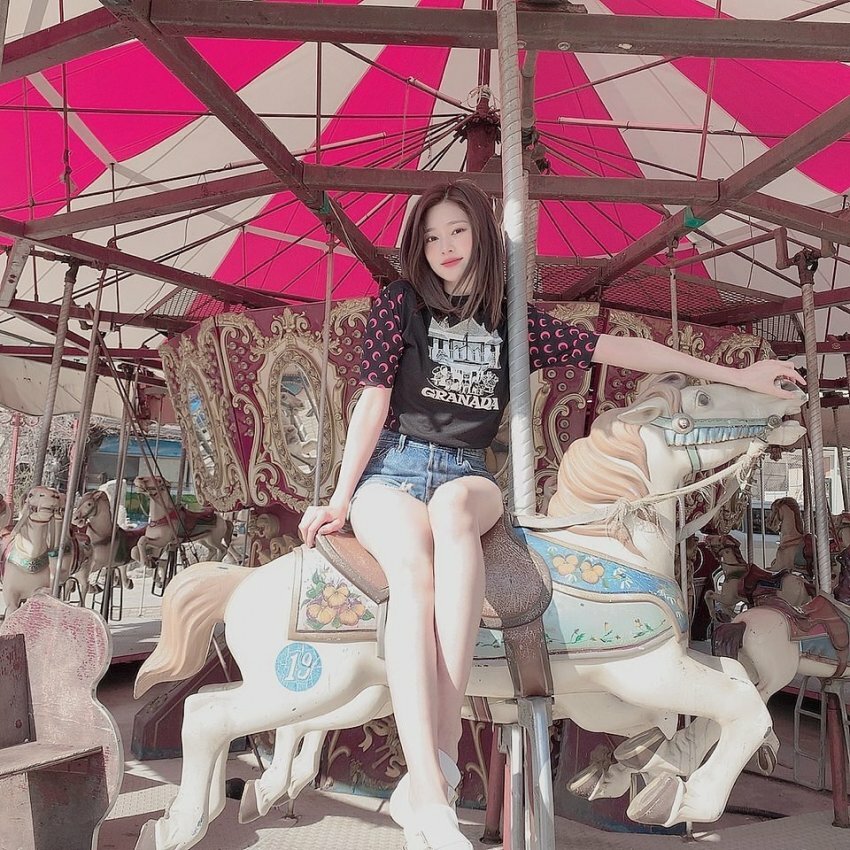 
아이즈원 김민주
