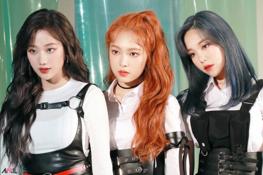 
에이프릴 Da Capo 자켓 촬영현장
