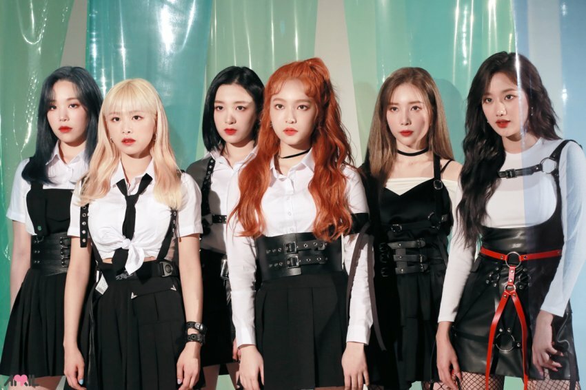 
에이프릴 Da Capo 자켓 촬영현장
