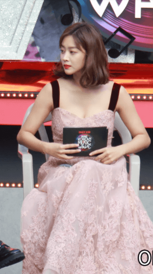
대기중인 조보아.gif
