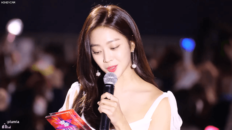 
대기중인 조보아.gif
