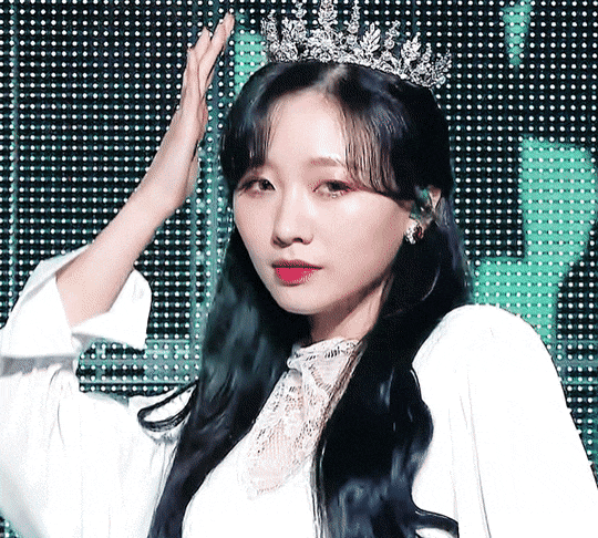 
러블리즈 류수정, 빵떡이
