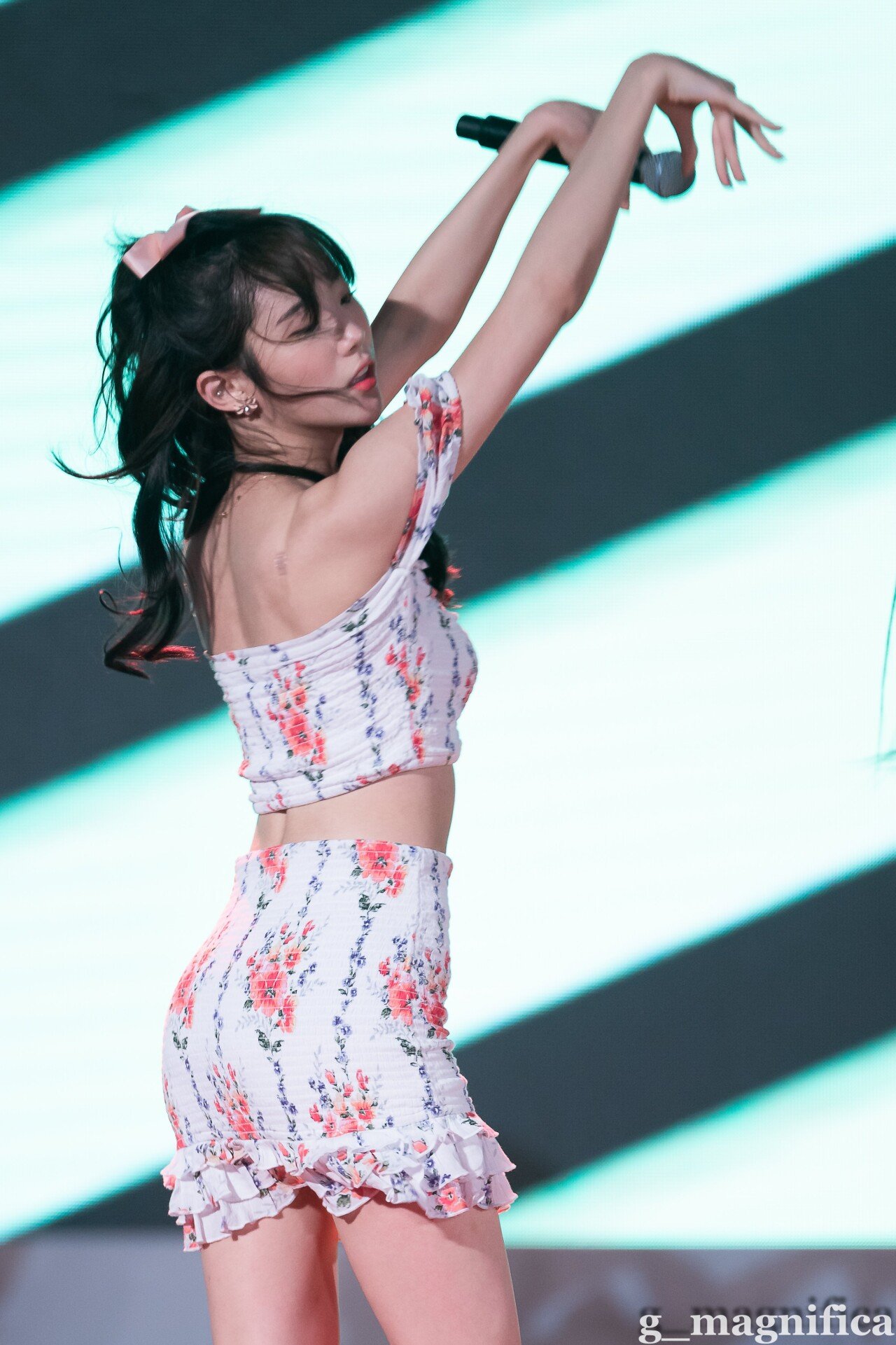 
꽃무늬 루다 (우주소녀)
