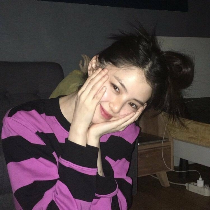 
한소희 여친짤 모음
