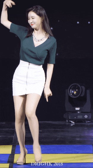 
발런스 좋은 누나~
