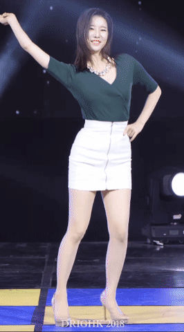 
발런스 좋은 누나~

