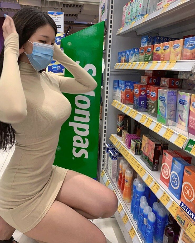 
예쁜 모델
