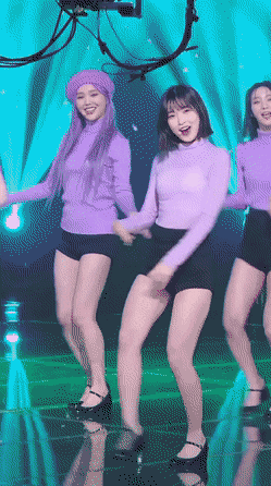 
타이트 한 팬츠 각선미 아린 (오마이걸)
