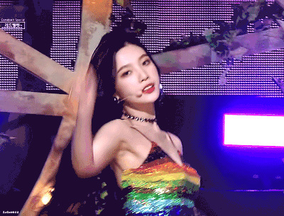 
레 드 벨 벳 조 이
